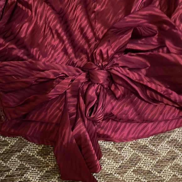 Burgundy SugarLips Top - Picture 7 of 9